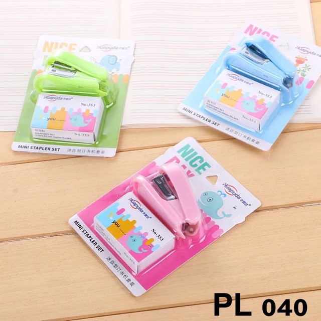 

PL 040 | HEKTER + isi HEKTER | STAPLES BUKU MINI