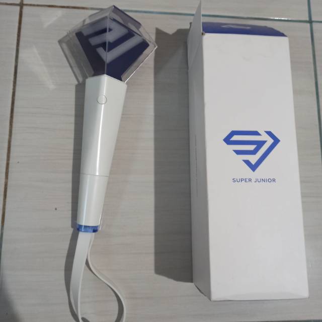 BOOKED DP SUPER JUNIOR LIGHTSTICK VER 2