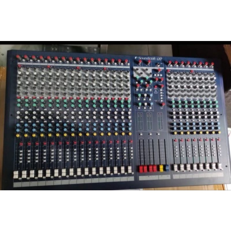 Mixer Audio SOUNDCRAFT LX7II 24/LX7 24 CHANNEL BARU