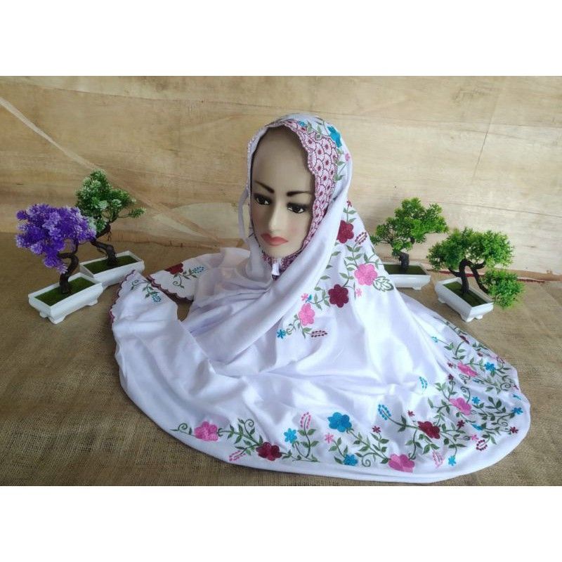 Mukena terusan dewasa polino motif bunga kecil