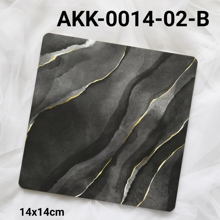 

GR-AKK-0014-02 CAKE BOARD TATAKAN ALAS KUE KOTAK 14CM MARBLE MARMER EKSKLUSIF