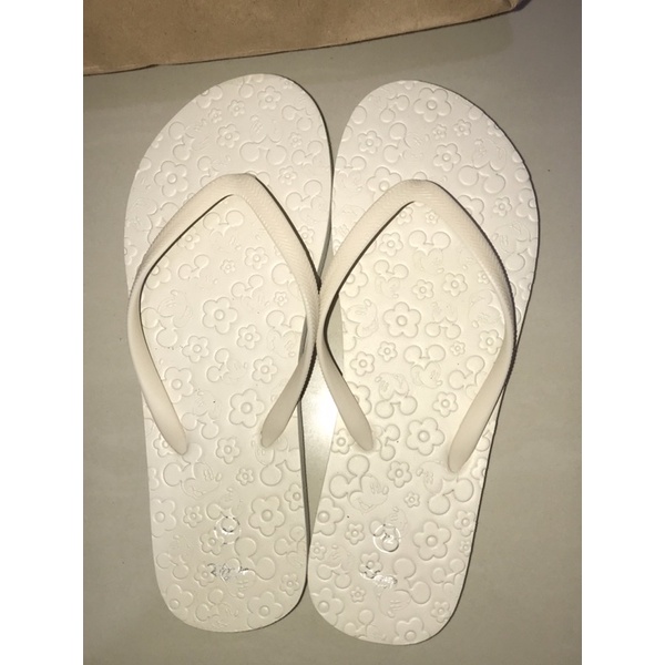 SANDAL RUBI  THONG SENDAL RUBI MICKEY PUTIH SENDAL JEPIT RUBI WHITE MICKEY
