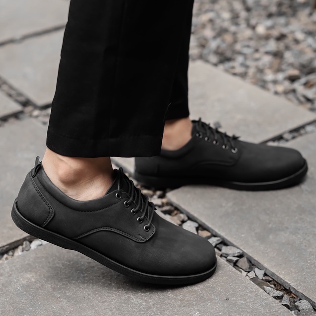 CHESTER BLACK |ManNeedMe x ARF| Sepatu Pantofel Pria Derby Shoes ORIGINAL