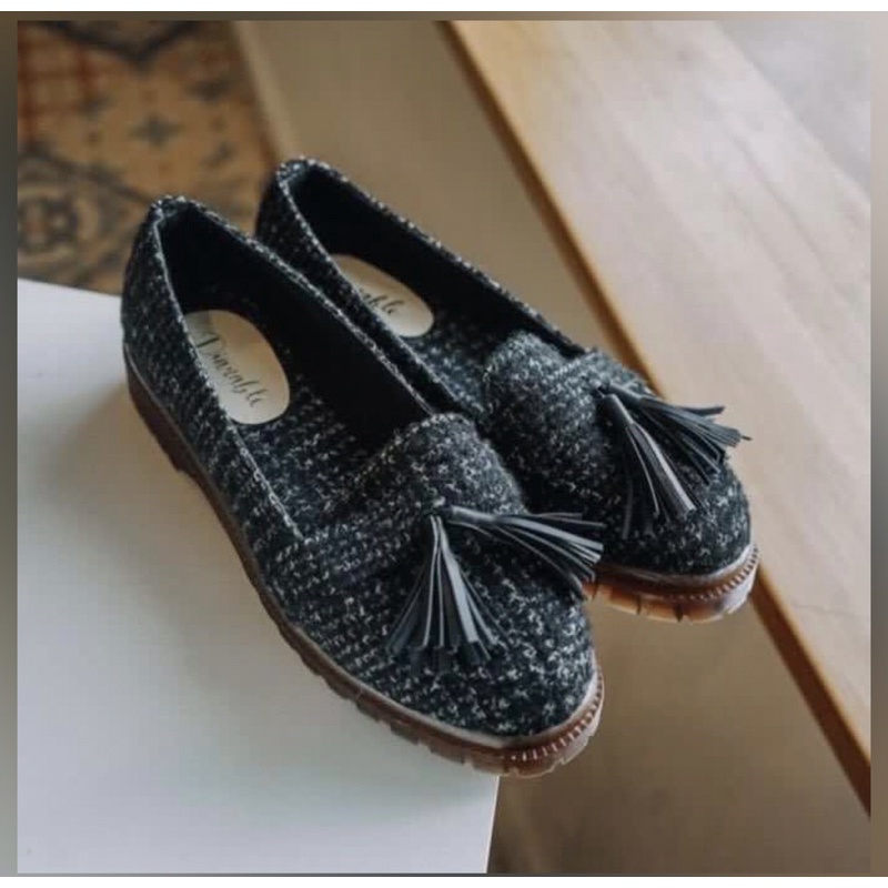 Preloved Tweed Docmart by Dianable