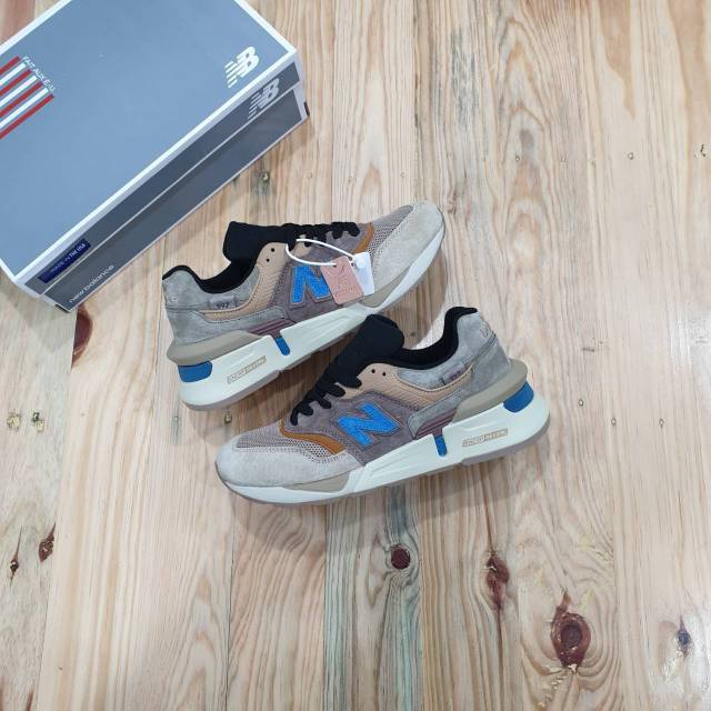 NEW BALANCE 997 X KITH FUSSION DUNE