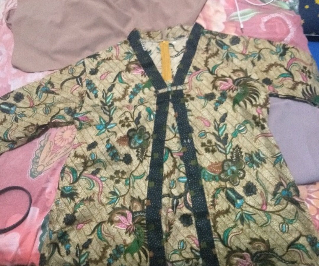 [bisa Cod] Blouse Batik Wanita / Seragam Kantor / Pakaian Wanita Murah / Batik Terbaru / Batik Murah