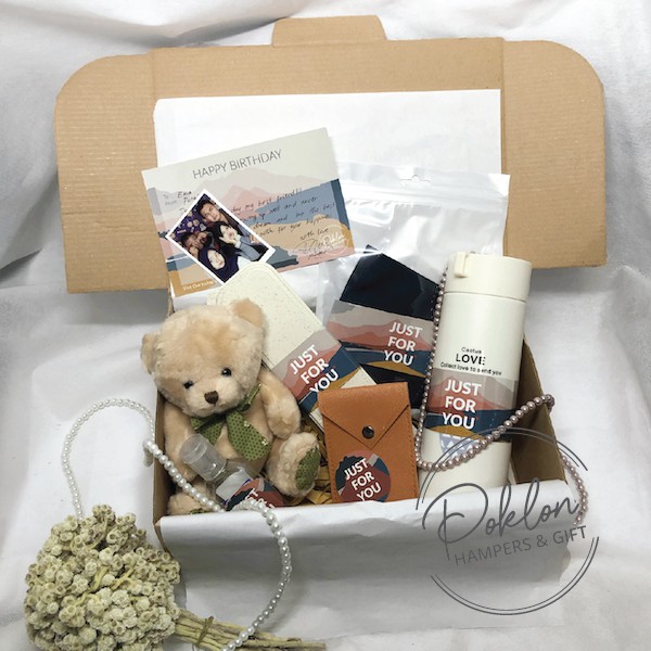 

Hadiah Ultah | Hadiah Anniversary | Hadiah Wisuda | Paket Birthday Just For You