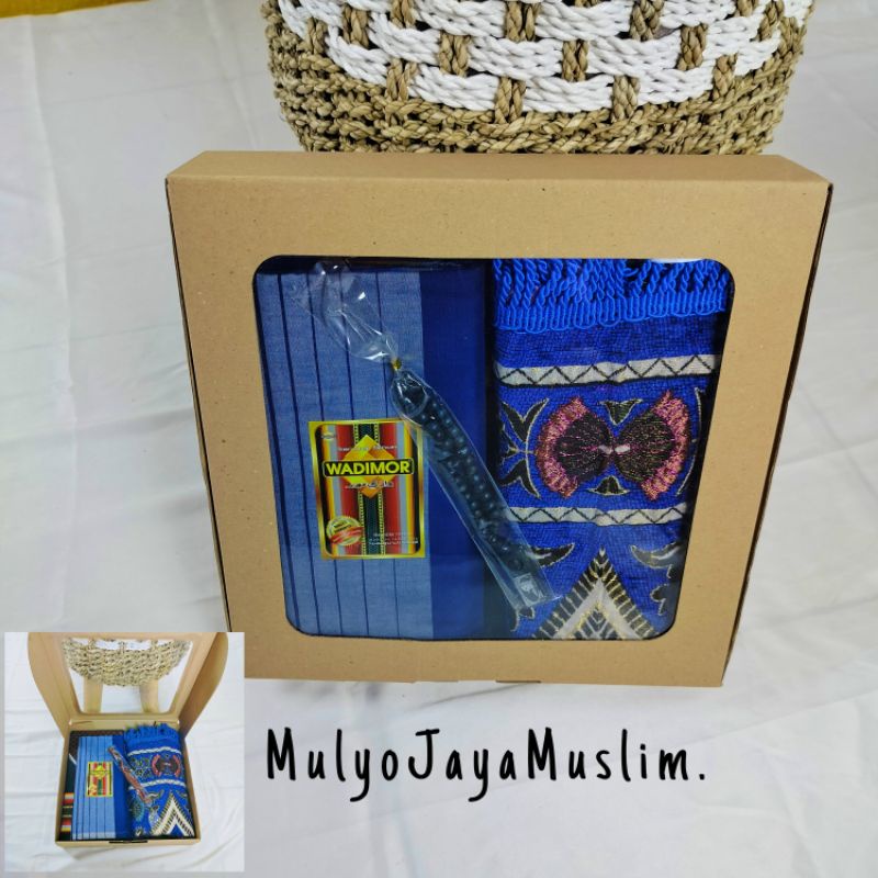 (COD) Hampers Sajadah Dan Sarung Special Oleh Oleh Haji Dan Cocok Buat Seserahan