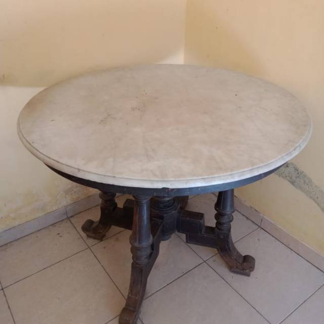 MEJA MARMER KUNO (TEMBUS PANDANG) + 2 KURSI
