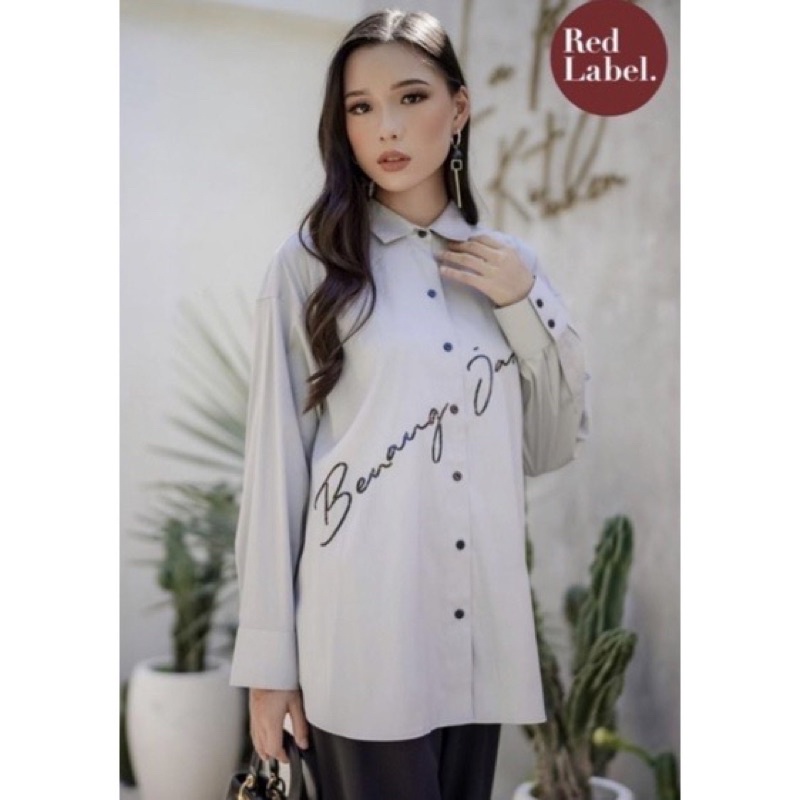 Benang Jarum Logo Sequin Shirt