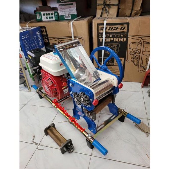 Mesin Giling Mie Pangsit +Mesin Penggerak 160 Siap pakai
