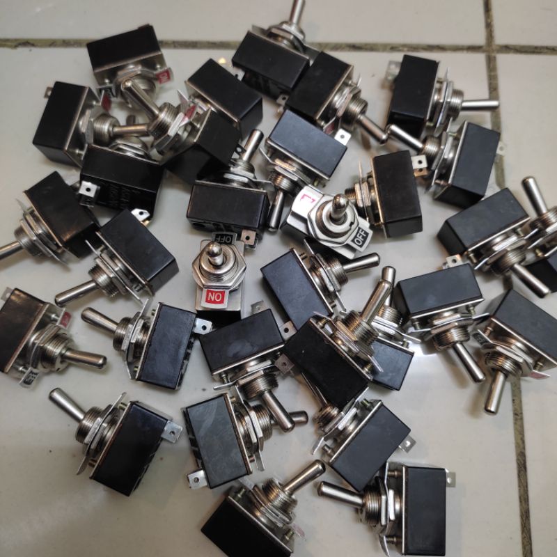 Saklar Toggle 2 Pin On-off