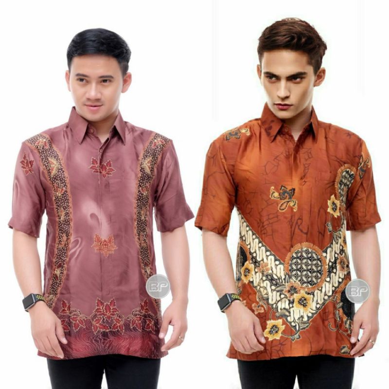 BAJU BATIK PRIA LENGAN PENDEK SEMI SUTRA PAKE FURING saku ada 3 bahu pake busa