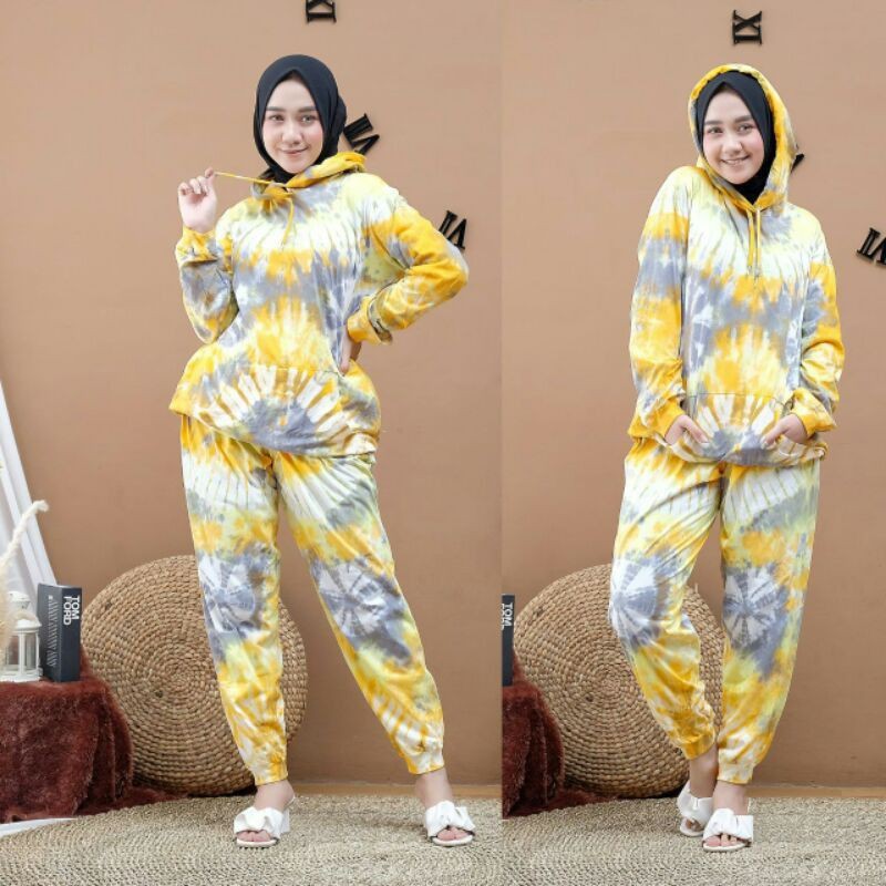 MAN Setelan Hoodie + Celana joger Cp Tie Dye Size L