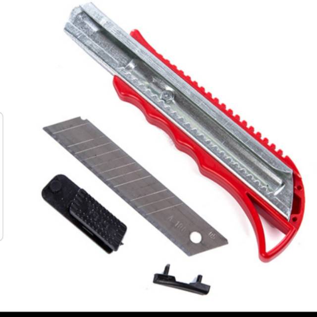 

CUTTER PANJANG 15CM