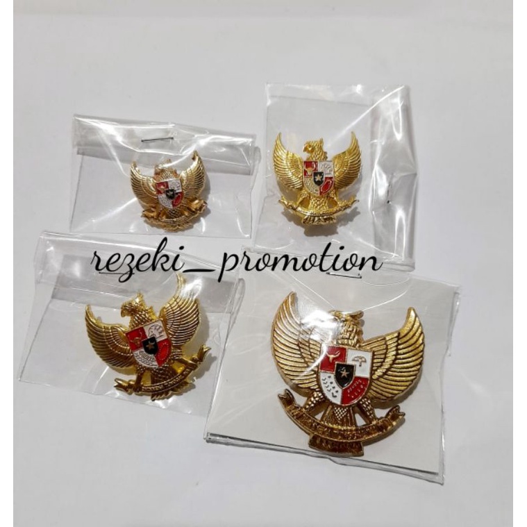 Pin Garuda cor peniti