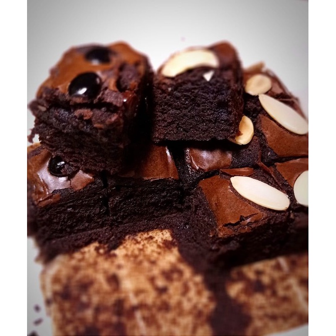 Fudgy Brownies 36 Bites/pcs (GRATIS 8 HURUF)