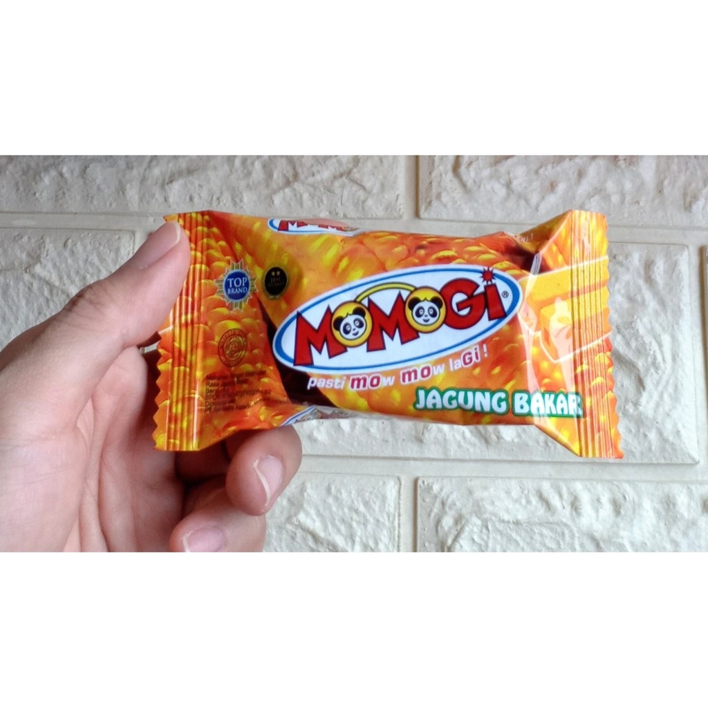 Momogi 5gr Snack Cemilan Makanan Ringan Keju Jagung Bakar Coklat Cokelat Tutti Frutti Cappuccino 5 g