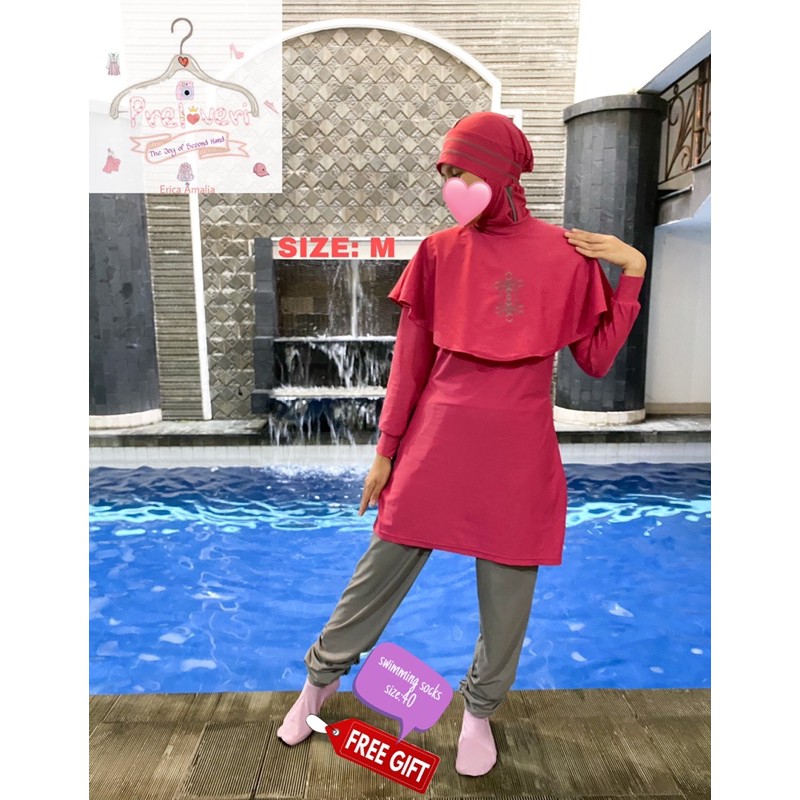 [PRELOVED]POLITE SWIM : FREE SWIMMING SOCKS