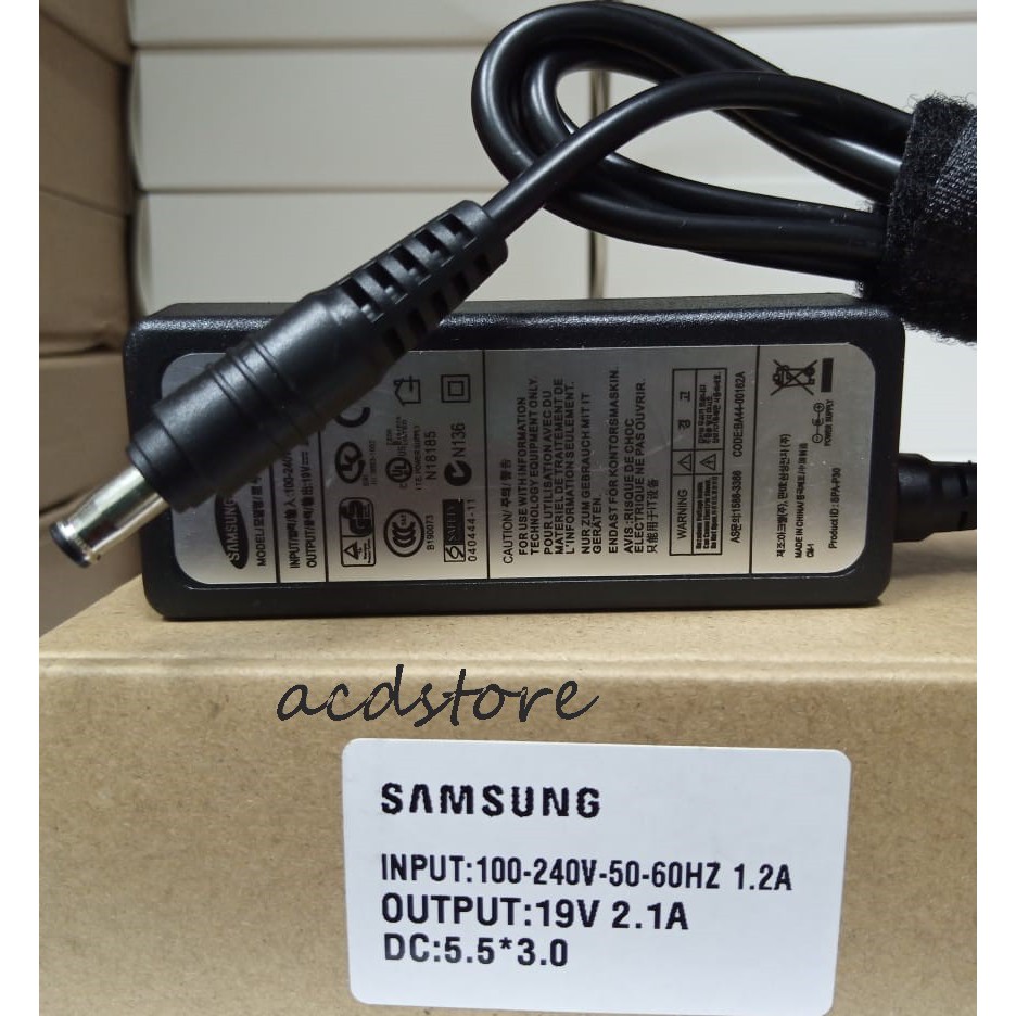 Adaptor Charger Samsung Notbook Laptop NP275E4V NP275E4V NP270E5E NP535U3C 19V 2.1A Original