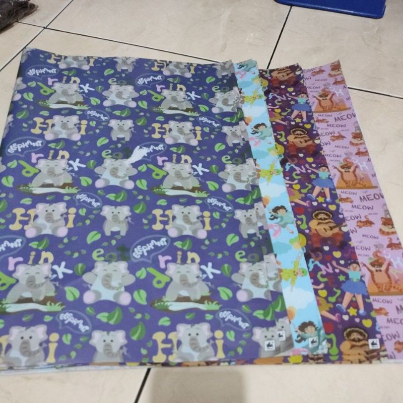 Kertas Kado Untuk Keperluan Packing Hadiah