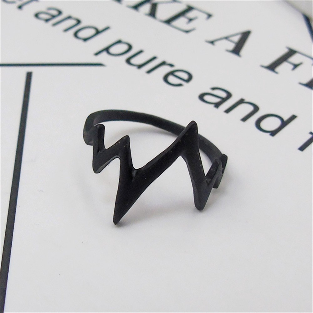 【COD Tangding】3 Colors Korea Fashion Line Rings Cool Boy Girl Couple Curve Bend Lightning Shape Accessories