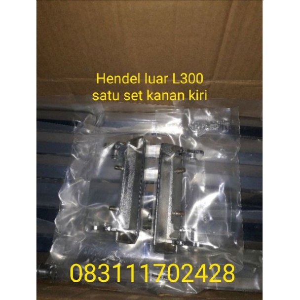 Handel pintu luar mobil L300 harga satuan kanan dan kiri
