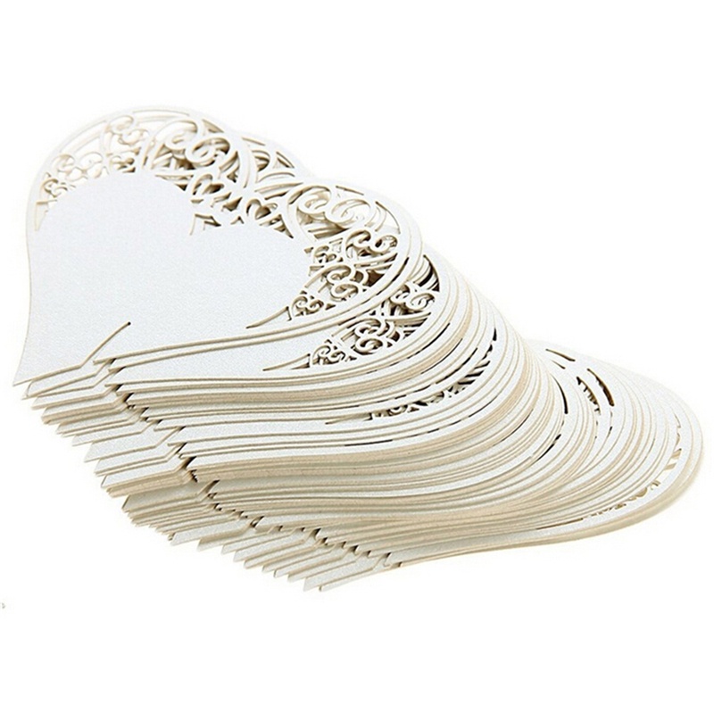 Kartu Nama Bentuk Hati Untuk Gelas Wine Pernikahan