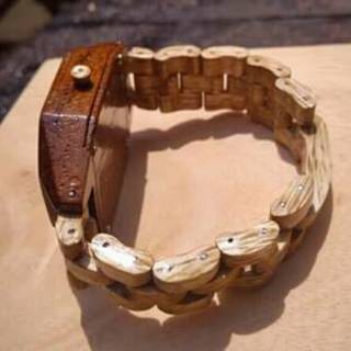 Ukiran Kayu  jati belanda JAM  TANGAN  KAYU  GRATIS UKIR  NAMA   Ukiran Kayu  jati belanda JAM  TANGAN  KAYU  GRATIS UKIR  NAMA