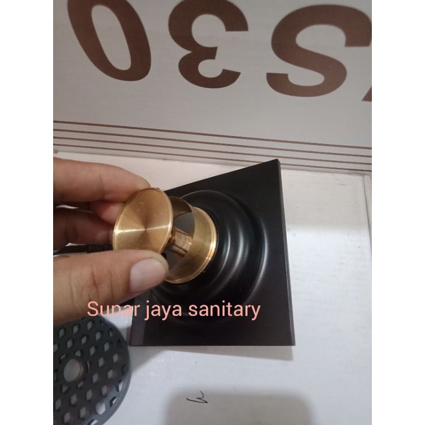 Floor drain black anti bau / floor drain hitam saringan pembuangan air