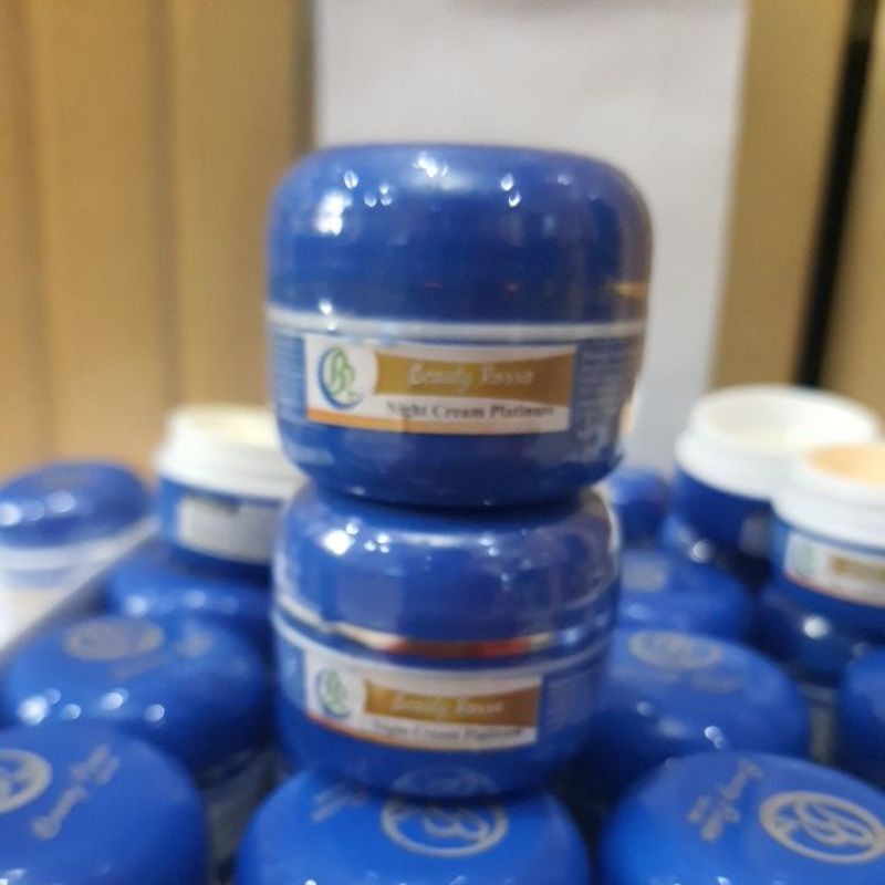 BEAUTY ROSSA NIGHT PLATINUM