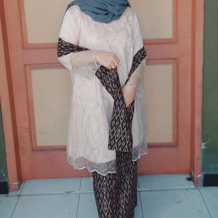 Maura Couple - Sania Ruffle Batik Couple Ori Ndoro Jowi Garansi Termurah Shopee - Couple Sherly