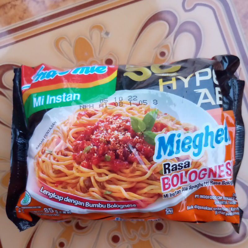 INDOMIE GORENG KUAH AYAM BAWANG KEBAB RENDANG CABE IJO GEPREK POP BOLOGNESE ACEH KARI KALDU SOTO SPECIAL KOCOK EMPAL GENTONG ACEH SAKURA PREMIUM JAPANESE RAMEN TORI MISO SHOYU TAKOYAKI 86gr MAKANAN JEPANG MIE INSTAN MI PASTA MURAH 1 DUS KARTON INDOFOOD