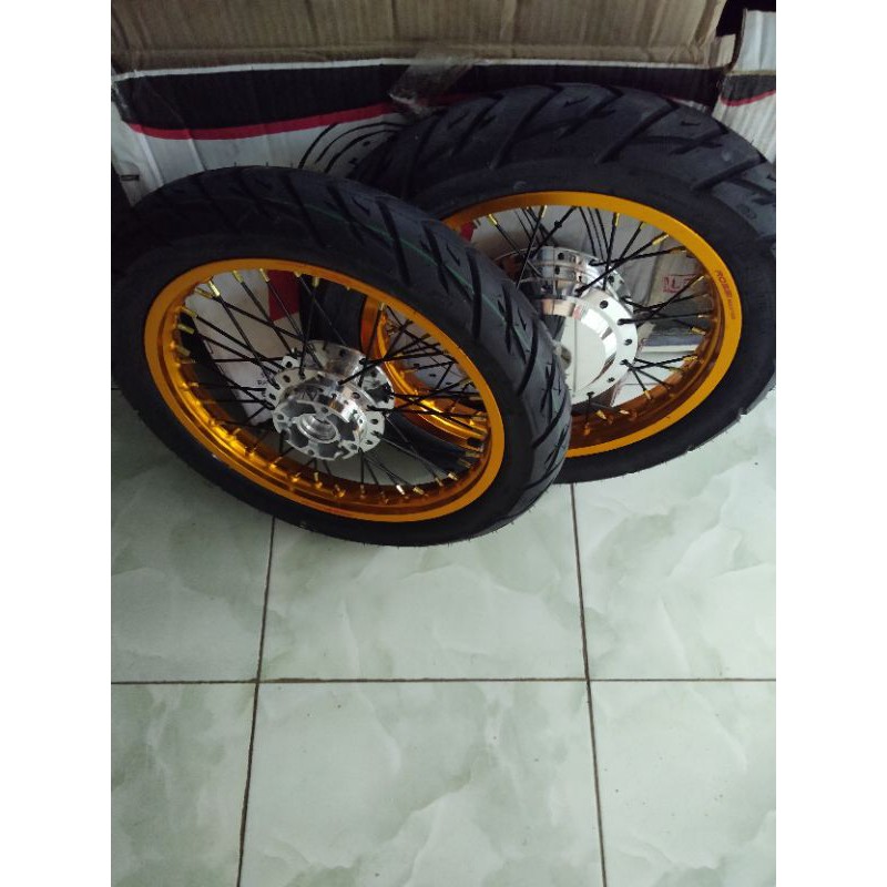 velg jari jari Beat, Scoopy dan genio/spacy tapak lebar ring 14x215/185 plus ban