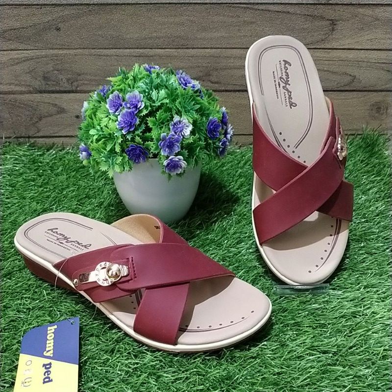 Homyped sandal wedges wanita