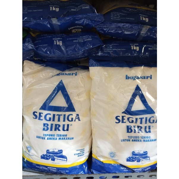 

terigu segitiga biru 1kg