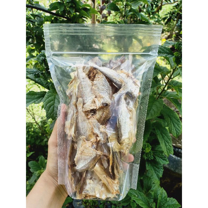 

ikan asin kering tipis/garing tanpa kepala asli khas kaimantan barat 150 gr