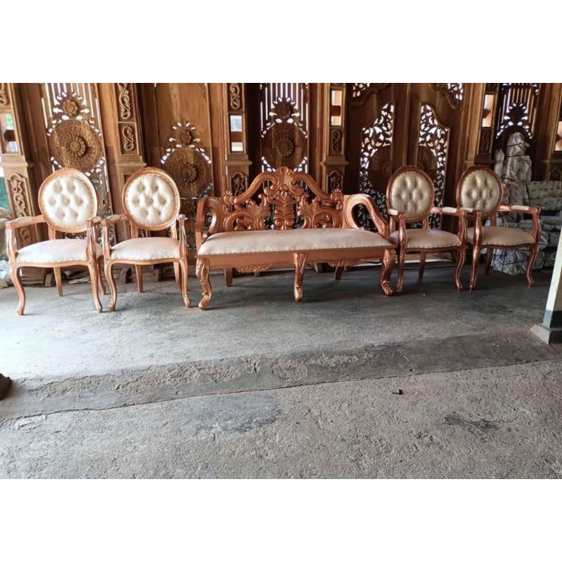 KURSI PELAMINAN RETRO / KURSI PELAMINAN MINIMALIS / KURSI PELAMINAN TERBARU / KURSI PELAMINAN MURAH 