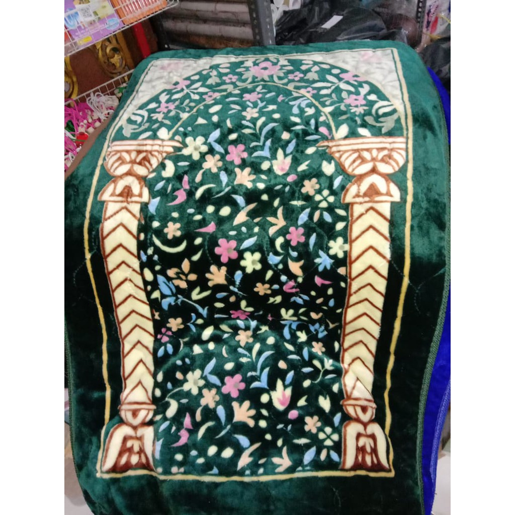 SAJADAH /SAJADAH  JUMBO/SAJADAH MURAH/SAJADAH TEBAL/SAJADAH  BESAR/SAJADAH TURKI/SAJADAH AL JEDDAH