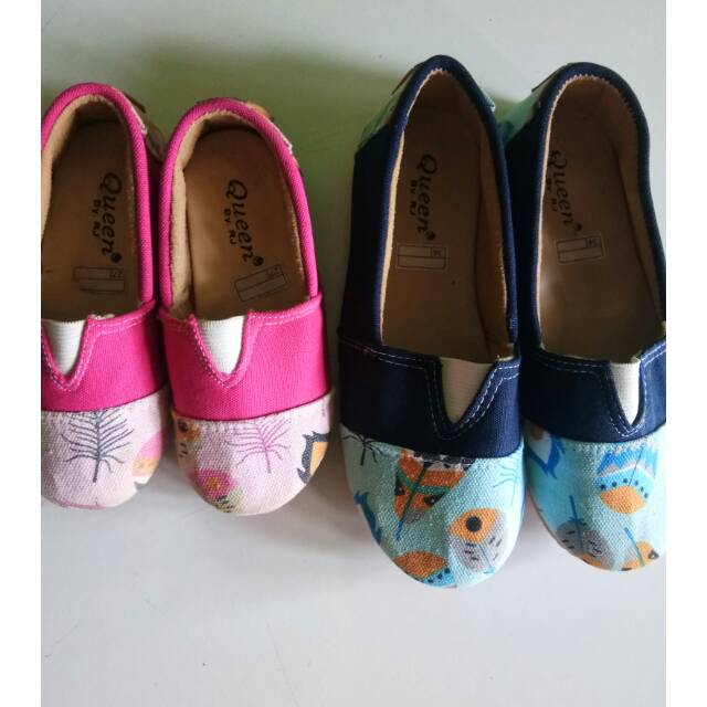 Sepatu wakai anak
