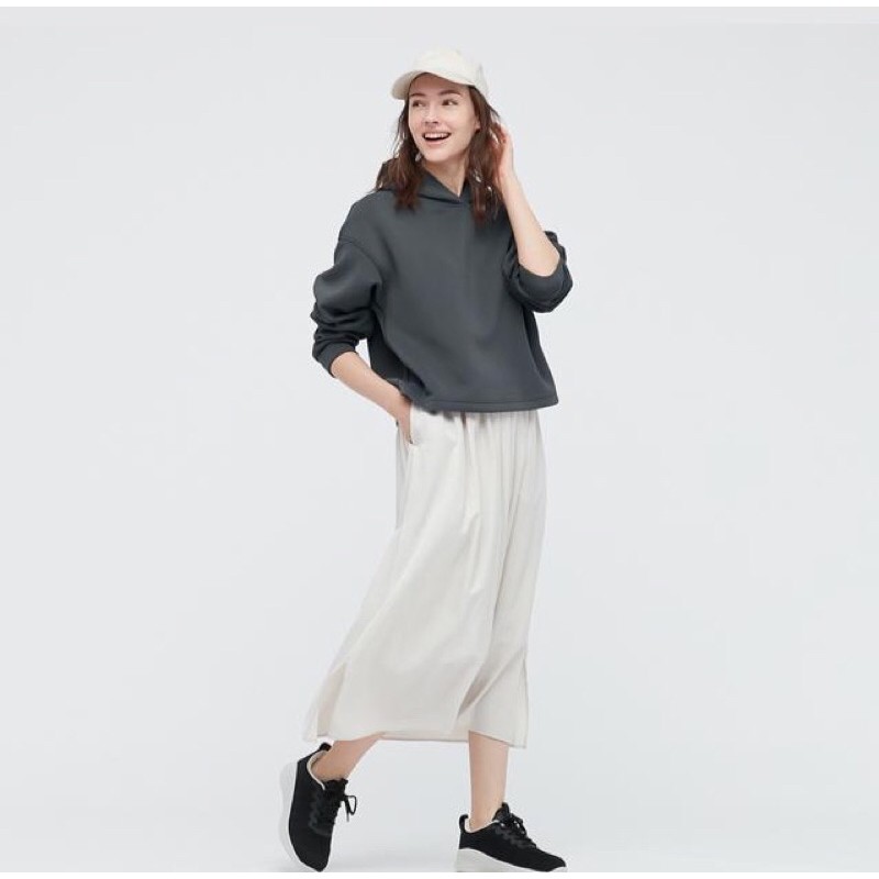 Uniqlo Pullover Sweat Dry Hoodie