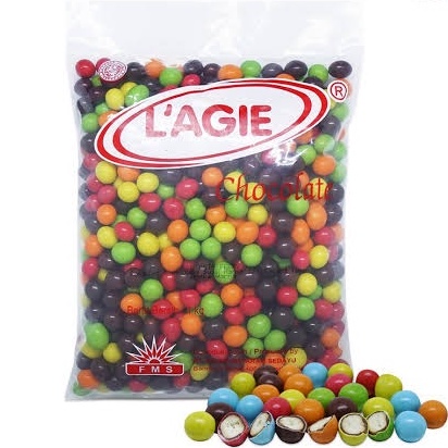 

Coklat lagie/coklat lagie febby kacang/coklat lagie murah