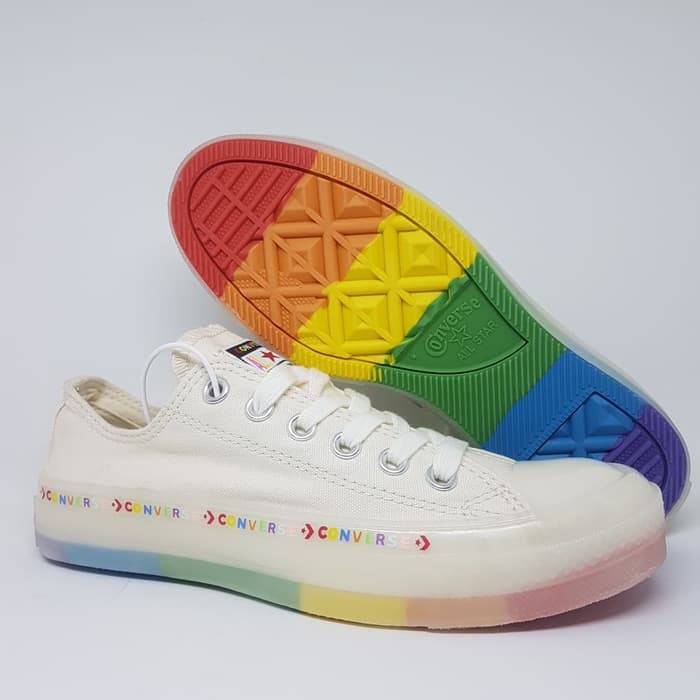 Sepatu Sneakers Woman Converse Rainbow 