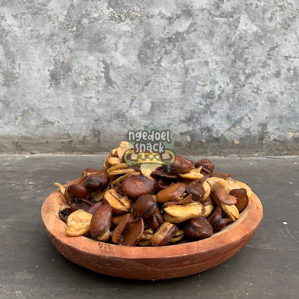 

Kacang Koro / Kacang Roai Gurih Ngedoel