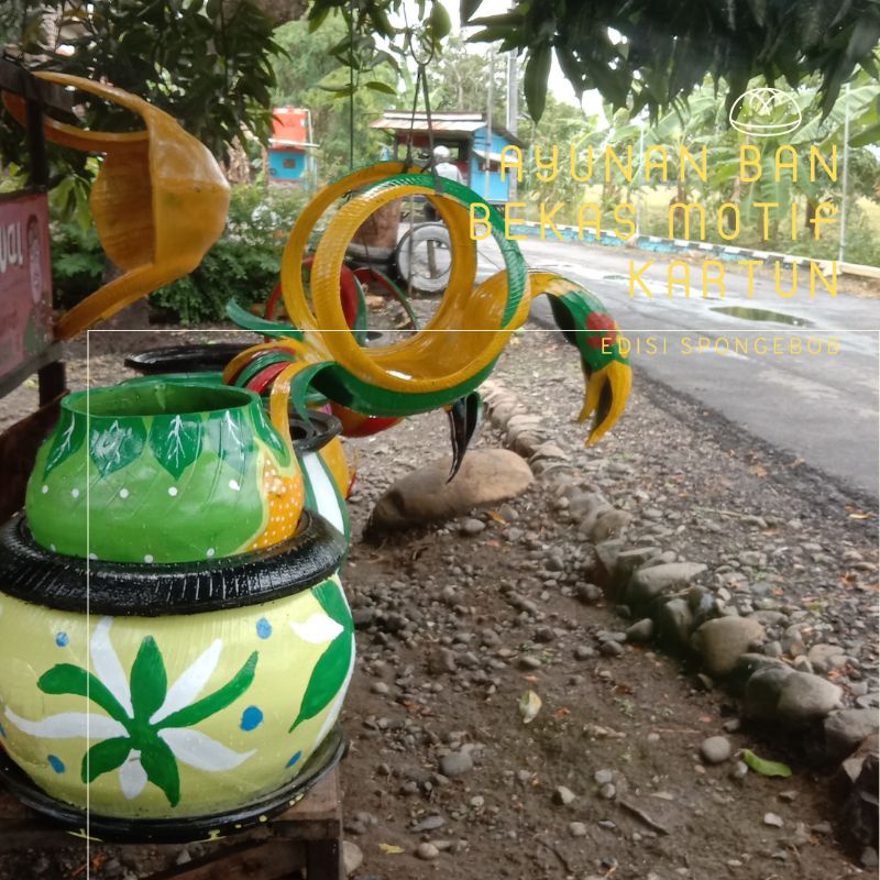 Ayunan ban bekas motif ayam jago