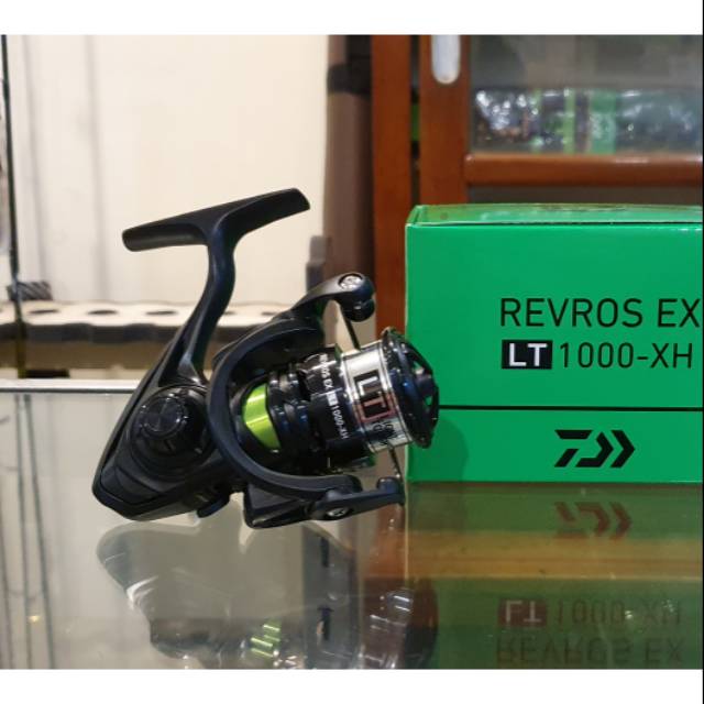 Reel Daiwa REVROZ EX LT 1000- XH