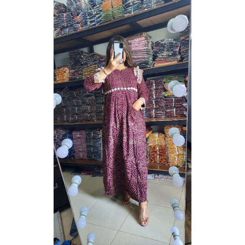 Longdress Renda Arabian Model Terbaru Brukat / Coza Batik