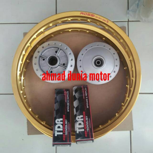 Paketan velg honda astrea grand. Tromol bekas velg baru.
