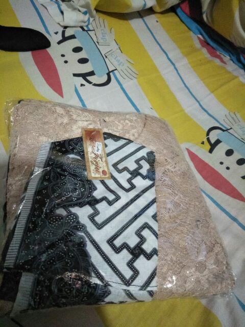 Batik Couple Monaka Brokat Kekinian Pakaian Modern Broklat Brukat Kondangan Kerja Pager Bunga