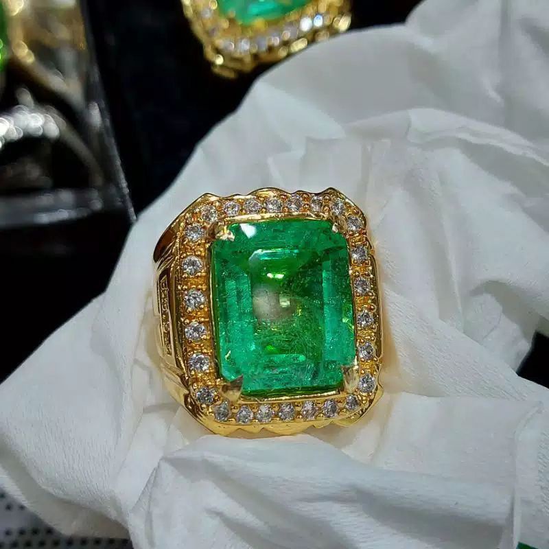 batu cincin jambrut
